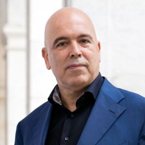 Κωνσταντίνος Καραχάλιος: Ο άνθρωπος που κήρυξε πόλεμο στον αλγοριθμικό εθισμό των παιδιών 