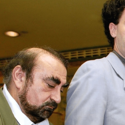 Ο Κεν Νταβιντιάν σε στιγμιότυπο από την ταινία Borat