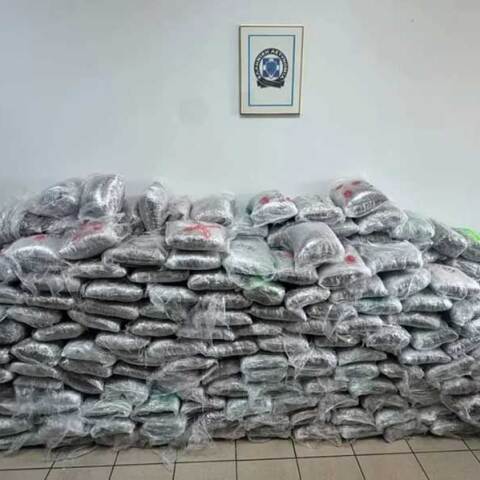 Πακέτα κάνναβης κατασχέθηκαν από την Αστυνομία στη Θεσσαλονίκη