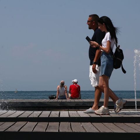Καιρός: Ανεβαίνει η θερμοκρασία την Τρίτη - Υποχωρούν οι άνεμοι