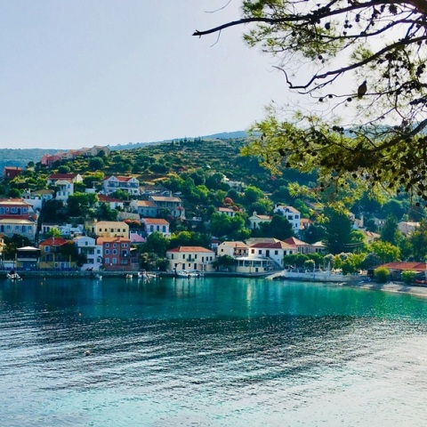 Ήρθε η ώρα για τη «Χριστιανοβίζιον» (vid)