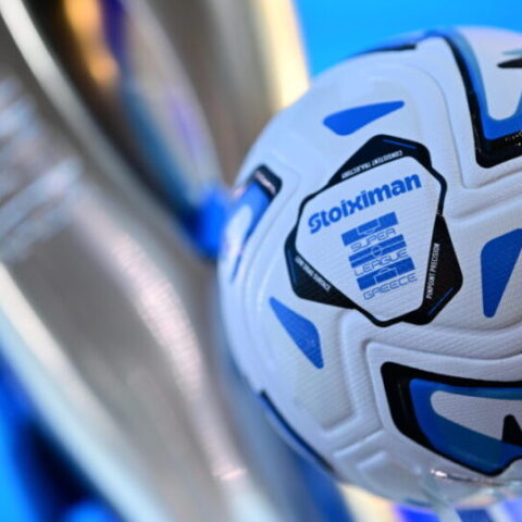 Super League: Πρεμιέρα απόψε με τρεις αγώνες – Τα βλέμματα σε Πειραιά και Νέα Φιλαδέλφεια