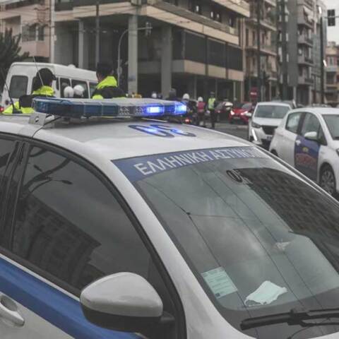 Περιπολικό στο κέντρο της Αθήνας