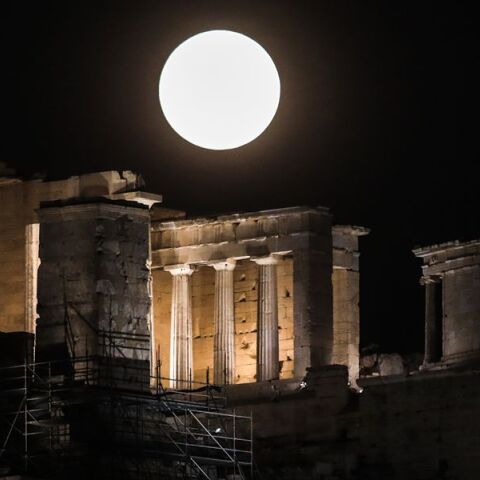Πανσέληνος Αυγούστου 2026: Ανοιχτοί απόψε 126 αρχαιολογικοί χώροι με ελεύθερη είσοδο 