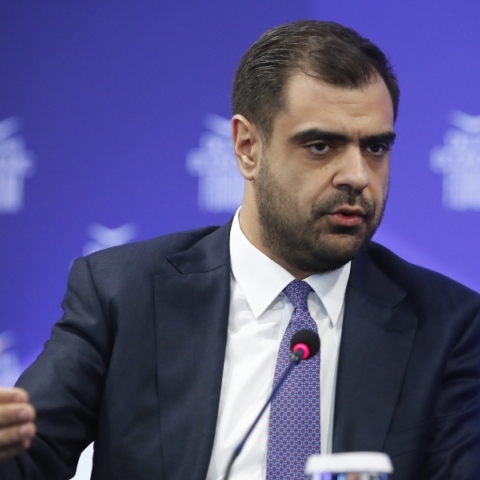 p-marinakis-ehoume-meiosei-to-idiotiko-hreos-kai-ehoume-katargisei-83-forous