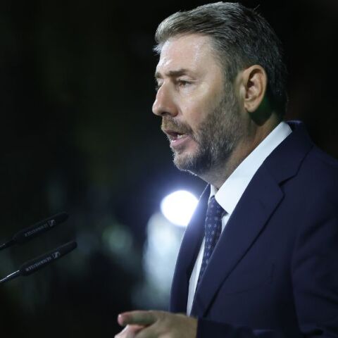 Με άρθρο του, ο Νίκος Ανδρουλάκης δεσμεύεται για δίκαιη ρύθμιση του ιδιωτικού χρέους, παρουσιάζοντας έντεκα μέτρα που θα κατατεθούν άμεσα στη Βουλή.