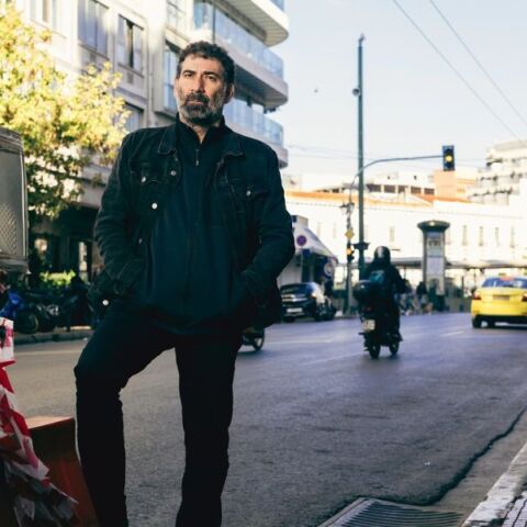 ΥΠΠΟ: Η ταινία «Σπασμένη Φλέβα» του Γιάννη Οικονομίδη επελέγη για να διεκδικήσει το Όσκαρ Διεθνούς Ταινίας Μεγάλου Μήκους εκπροσωπώντας την Ελλάδα.