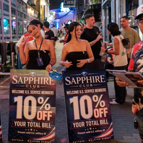 Η ζωή σε αυτό το σημείο της Ταϋλάνδης, όπου η σεξεργασία τρέφει τη χώρα 