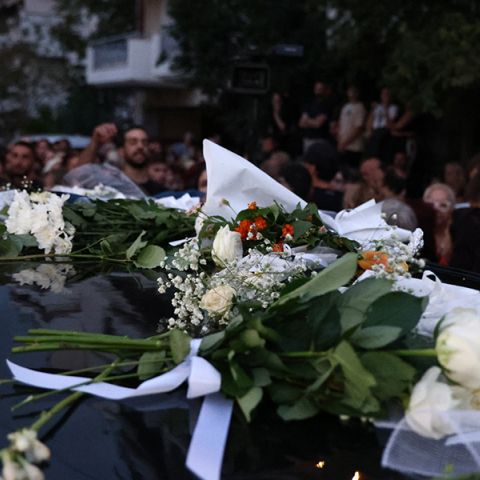 Η απώλεια του Γιώργου Μαζωνακη και το τραγούδι της μνήμης 