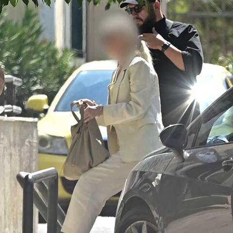 Η 56χρονη γιατρός που κατηγορείται για τον θάνατο του Γιώργου Μαζωνάκη