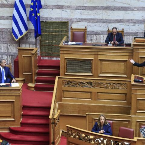 Το μεταγραφικό παζάρι της Αντιπολίτευσης 