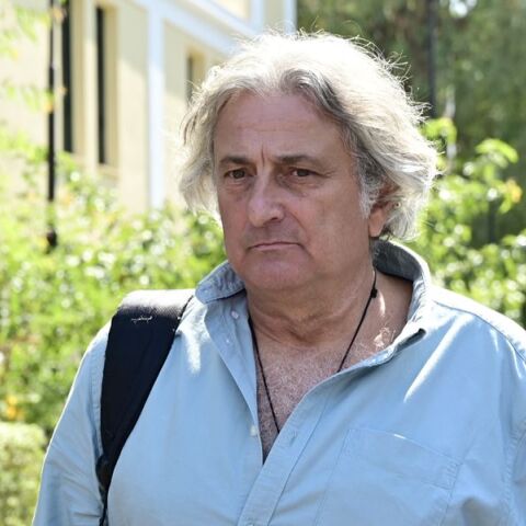 «Σε πήρα στον λαιμό μου»: Το sms του υπνοθεραπευτή στη γιατρό μετά τον θάνατο του Μαζωνάκη