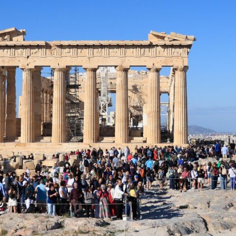 Σημαντική αύξηση κατά 8,6% κατέγραψε η τουριστική κίνηση την περίοδο Ιανουαρίου-Ιουλίου 2026, ενισχύοντας τα δημόσια έσοδα - Ενισχυμένη η κίνηση στα αεροδρόμια.
