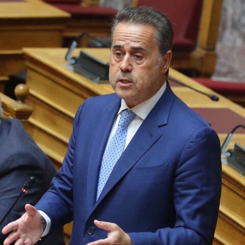 Η απάντηση του υπ. Περιβάλλοντος και Ενέργειας σε επίκαιρη ερώτηση σχετικά με το –πολυσυζητημένο- δείπνο στην Αθήνα τον περασμένο Μάρτιο