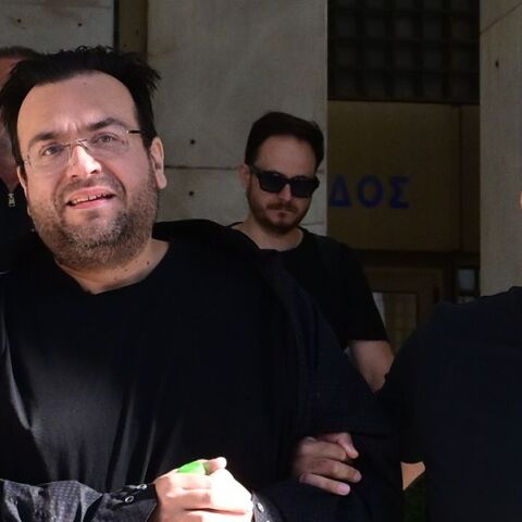 Καμπούρης: Η καταγγελία εργαζόμενης που αποκάλυψε τη δράση του - Της έδινε 600€ τον μήνα, δήλωνε 19.500€ ετησίως