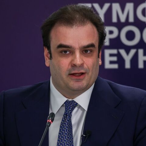 Η Κομισιόν ενέκρινε ρήτρα διαφυγής για την ενέργεια αποκλειστικά για την Ελλάδα - Τι δήλωσε ο Πιερρακάκης