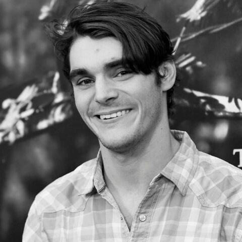 RJ Mitte: Σου μοιάζω για σκέιτερ;