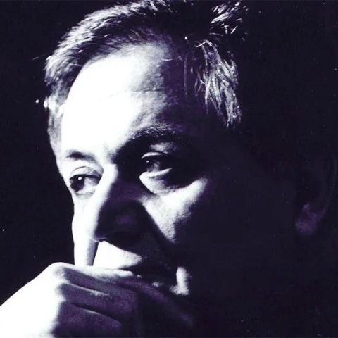 Ο Μάνος Χατζιδάκις και το «παράδοξο» του αντιλαϊκισμού