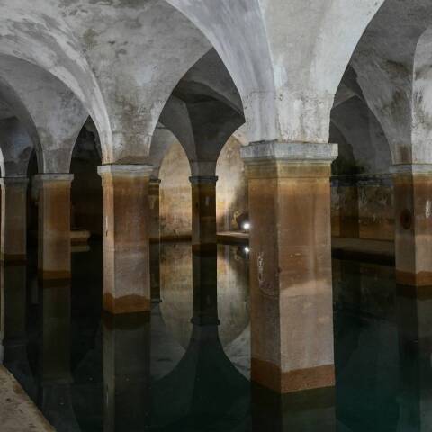 Η δεξαμενή του Αδριάνειου Υδραγωγείου και του Κολωνακίου