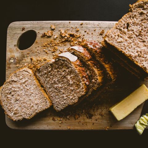 Βούτυρο στο ψωμί