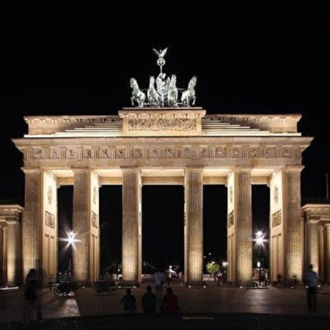 brandeburg_gate_twitter