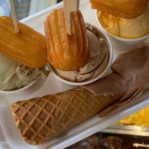 Πού θα φας φρέσκο gelato με λαχταριστά τουλουμπάκια; 