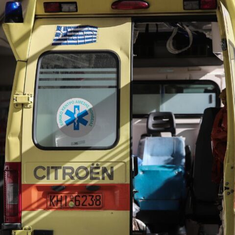 Λάρισα: Εργατικό δυστύχημα με θύμα 25χρονη - Φέρεται να εγκλωβίστηκε σε μηχάνημα - Αναμένεται ιατροδικαστική εξέταση για τα αίτια του θανάτου.