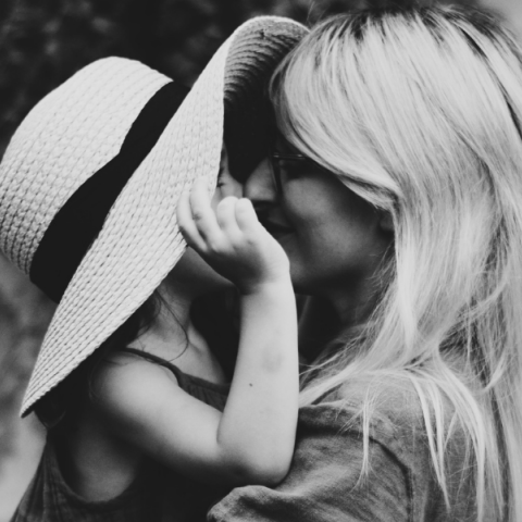 Αγωνίες μαμάδων: «πάρε όταν φτάσεις».