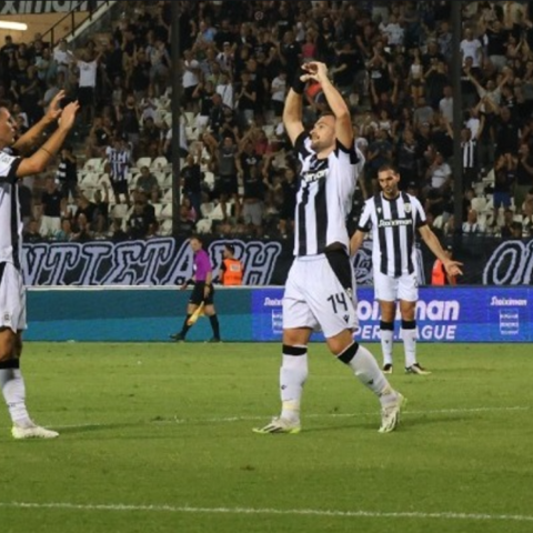 O Αντρίγια Ζίβκοβιτς με δύο ακόμη γκολ οδήγησε την ομάδα του Ραζβάν Λουτσέσκου στο 3-0 επί του Αστέρα Τρίπολης