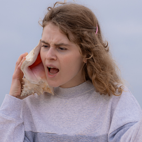 Να ακούω ή όχι τις συμβουλές φίλων και συγγενών;