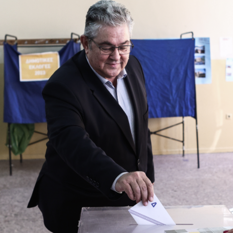 «Σήμερα ολοκληρώνουμε τη νίκη της Λαϊκής Συσπείρωσης σε Πάτρα, Καισαριανή, Πετρούπολη, Χαϊδάρι και Τύρναβο»