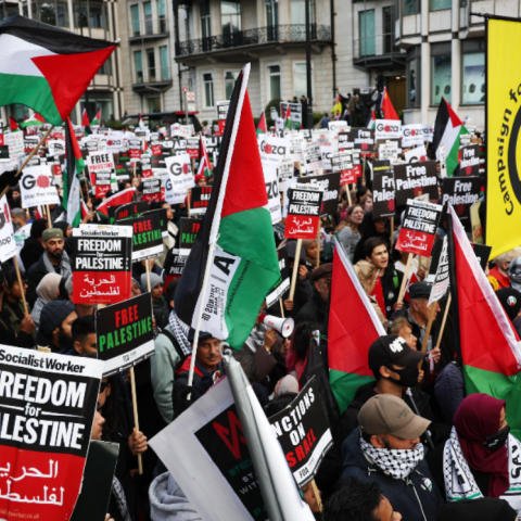 Πάνω από 100.000 άνθρωποι σε διαδήλωση υπέρ της Παλαιστίνης στο Λονδίνο