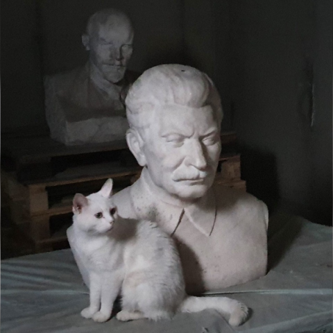 Τρομαγμένα ανθρωπάκια, τυφλά γατάκια