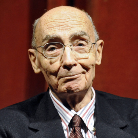 Σαν σήμερα 16 Νοεμβρίου 1922 γεννήθηκε ο Ζοζέ Σαραμάγκου - Η ζωή και το έργο του πλέον φημισμένου Πορτογάλου συγγραφέα, που τιμήθηκε με το Νόμπελ Λογοτεχνίας.