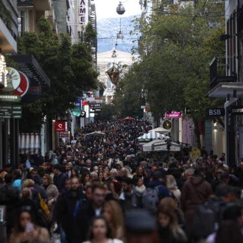 Χριστούγεννα 2023: Ποιο θα είναι το ωράριο των καταστημάτων στις γιορτές