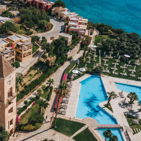 candiaparkvillage_aerialofthepool__2_