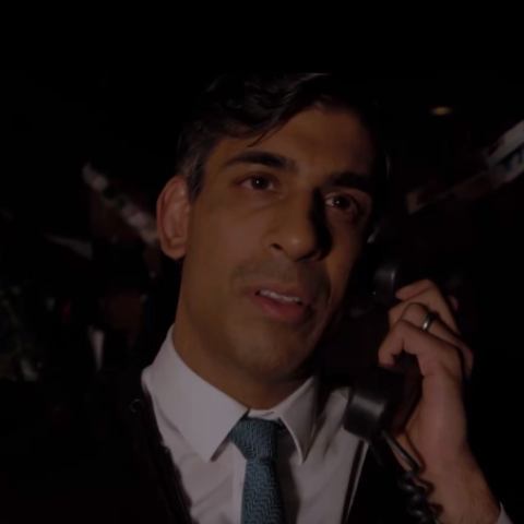 risi_sounak_ta_xristougenna_tou_sti_ntaouningk_strit