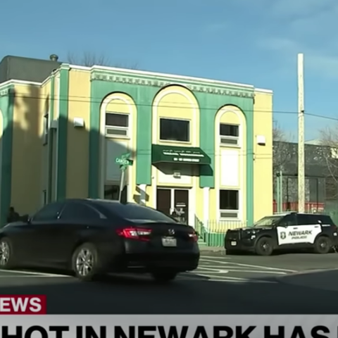 Το σημείο όπου δολοφονήθηκε ο ιμάμης έξω από τέμενος στη Νέα Υόρκη