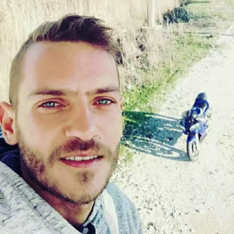 O 31χρονος Μπάμπης Κούτσικος παραμένει αγνοούμενος - Συνεχίζονται οι έρευνες στο Μεσολόγγι