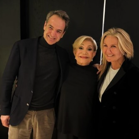 Ο Κυριάκος Μητσοτάκης με τη σύζυγό του, Μαρέβα Γκραμπόφσκι, και τη Μαρινέλλα