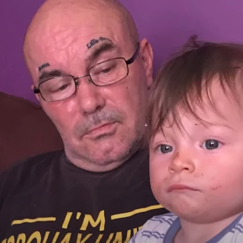 To 2χρονο αγοράκι και ο πατέρας του εντοπίστηκαν νεκροί μέσα στο σπίτι τους στη Βρετανία