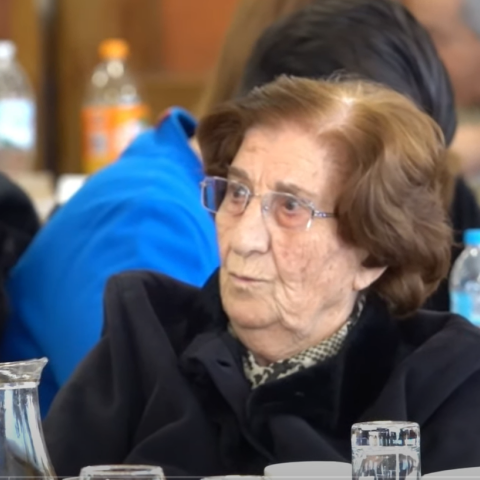 Η συνταξιούχος δασκάλα από το Κιλκίς που δώρισε ασθενοφόρο στο νοσοκομείο