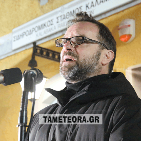 Ο πατέρας των δίδυμων κοριτσιών που σκοτώθηκαν στην τραγωδία των Τεμπών