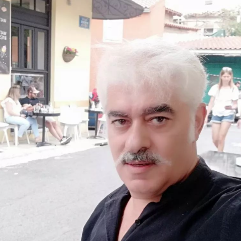 Νίκος Καραγιώργης