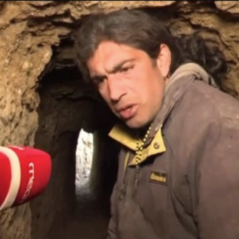 Ο 45χρονος Μανώλης, ο πατέρας της οικογένειας παλαιοχριστιανών στην Κορινθία