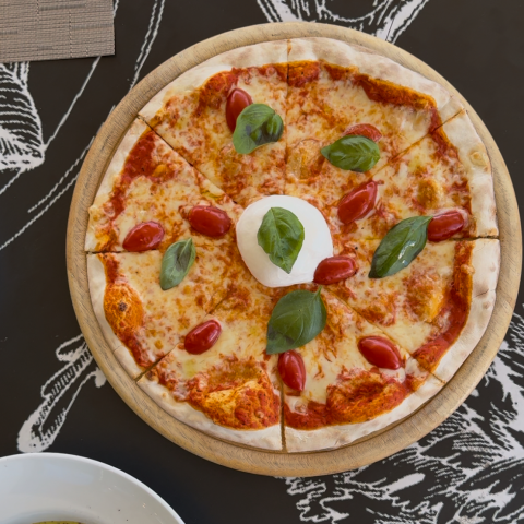 School Pizza Bar: Το αγαπημένο μας ιταλικό με νέο μενού