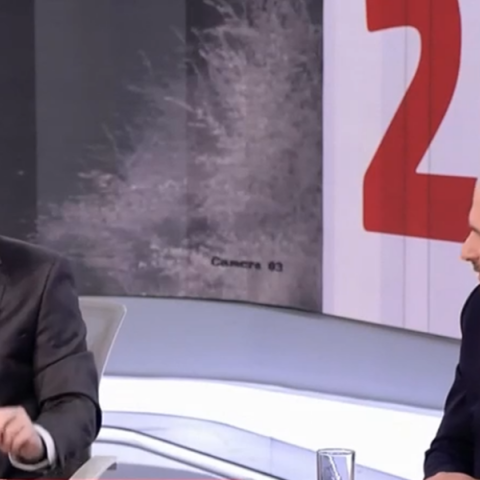 Δημοσιογράφος αποχώρησε on air από το πλατό μετά τις προσβολές Τζανακόπουλου 