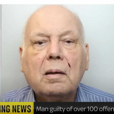 Βρετανία: Ο «αμετανόητος παιδόφιλος» Ρίτσαρντ Μπάροους κρίθηκε ένοχος για 97 αδικήματα 