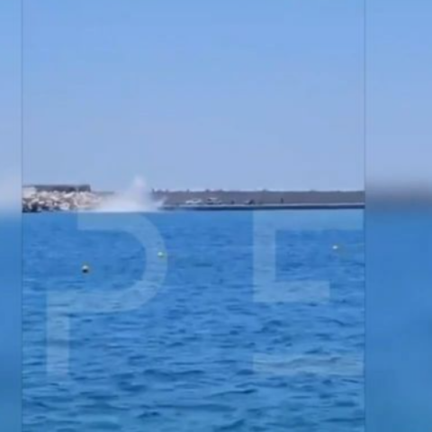 Ελικόπτερο έπεσε στη Μαρίνα Βουλιαγμένης