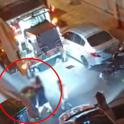 Κυψέλη: Προκαλεί ο πατέρας του 28χρονου που ξυλοκόπησε υπάλληλο καθαριότητας και αναζητείται